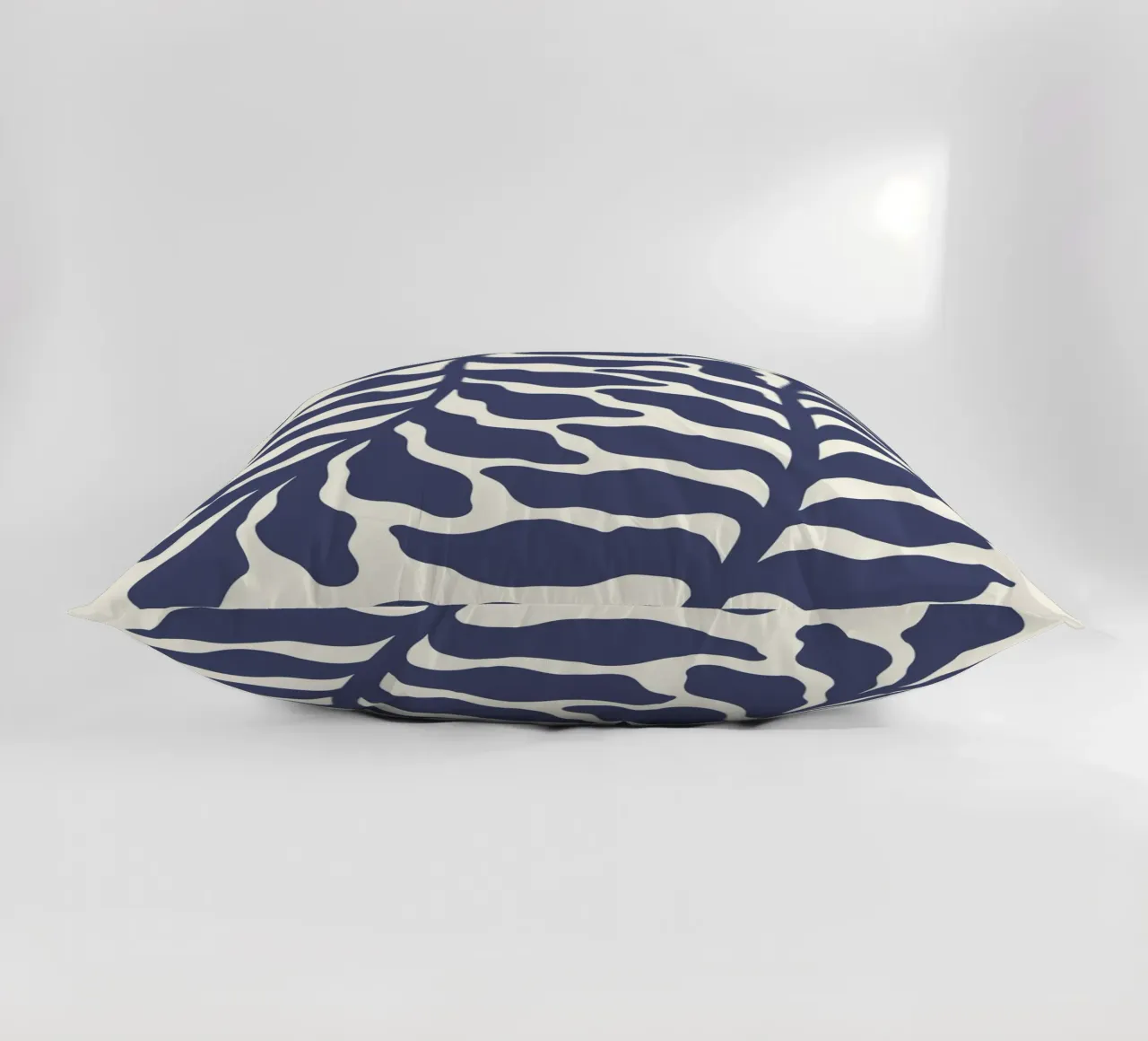 Feuillage indigo inspiré de Matisse - Impression botanique abstraite coussin de ClubArt