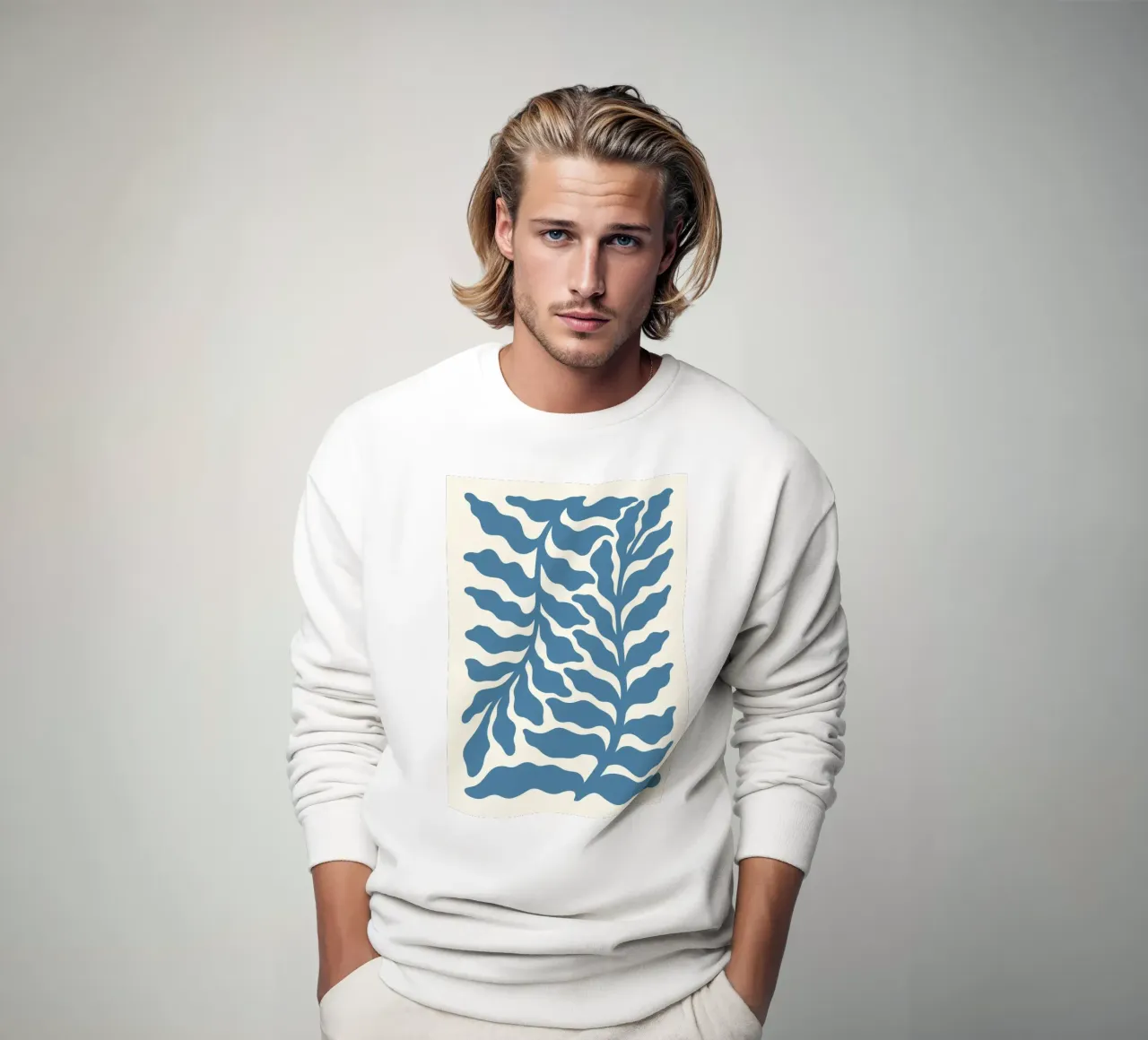 Algas marinas inspiradas en Matisse - Impresión botánica abstracta en azul sudadera de ClubArt