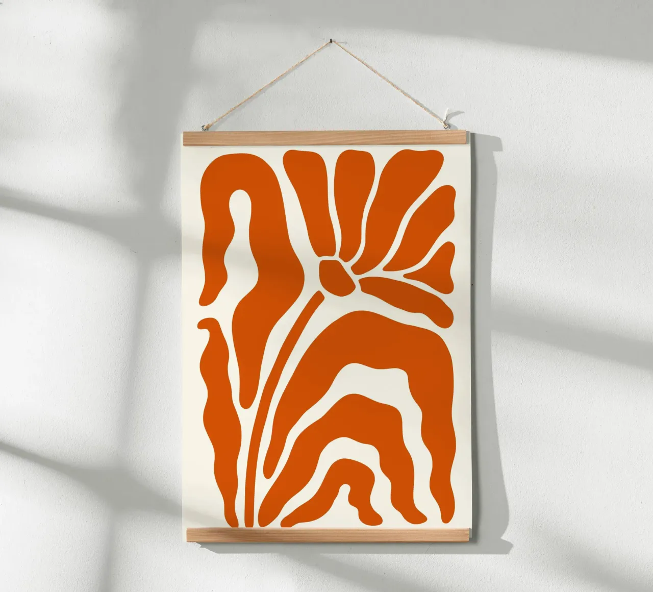 Retro Orange Bloom & Shapes - Abstrakte Kunst der Jahrhundertmitte Poster von ClubArt