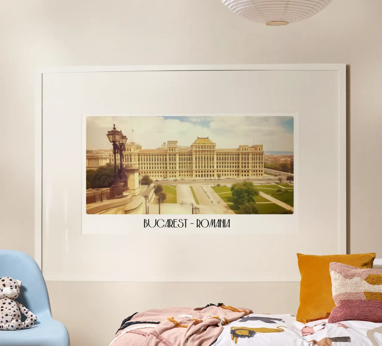 Bucarest Romania Palazzo del Parlamento Poster d'epoca poster con telaio in legno da ClubArt