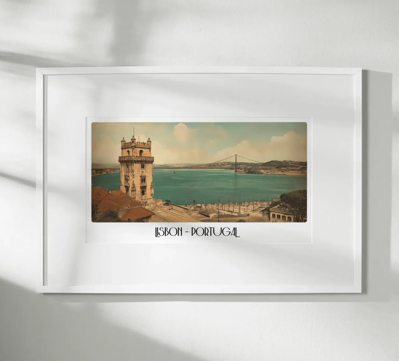 Lisbona Portogallo Torre di Belém Fiume Tago Poster d'epoca poster con telaio in legno da ClubArt