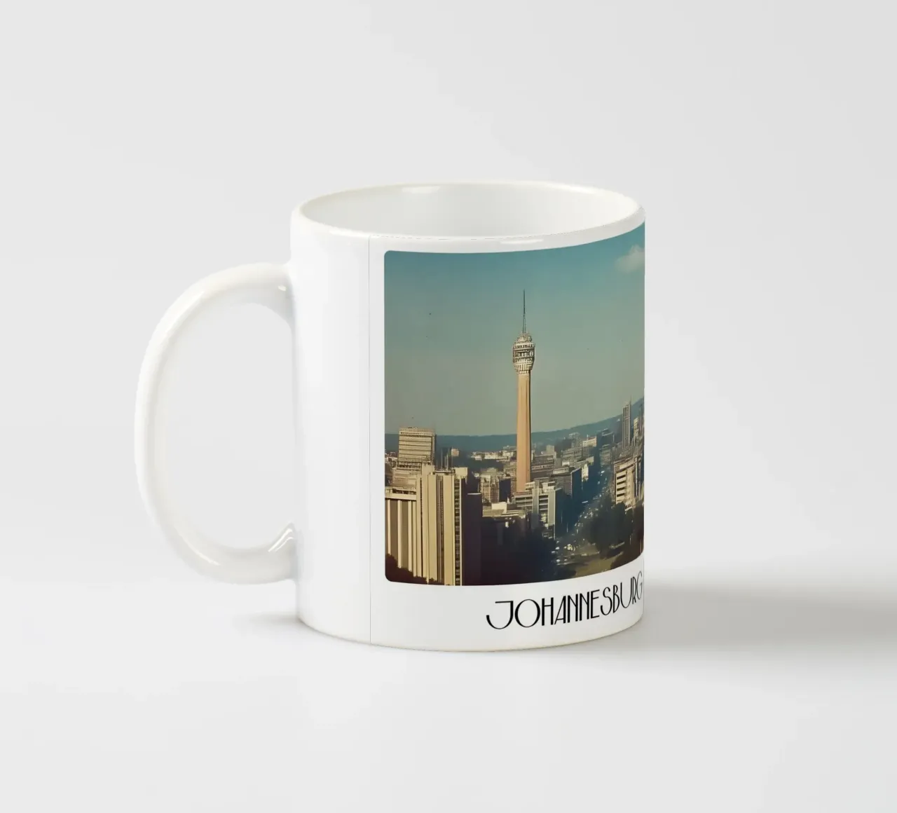 Johannesburg Sudafrica Torre Hillbrow Skyline d'epoca tazza in ceramica da ClubArt