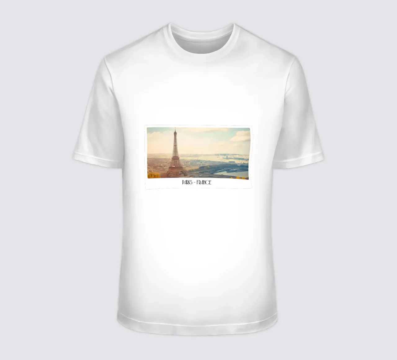 Torre Eiffel Parigi Vintage - Paesaggio iconico della città francese t-shirt da ClubArt