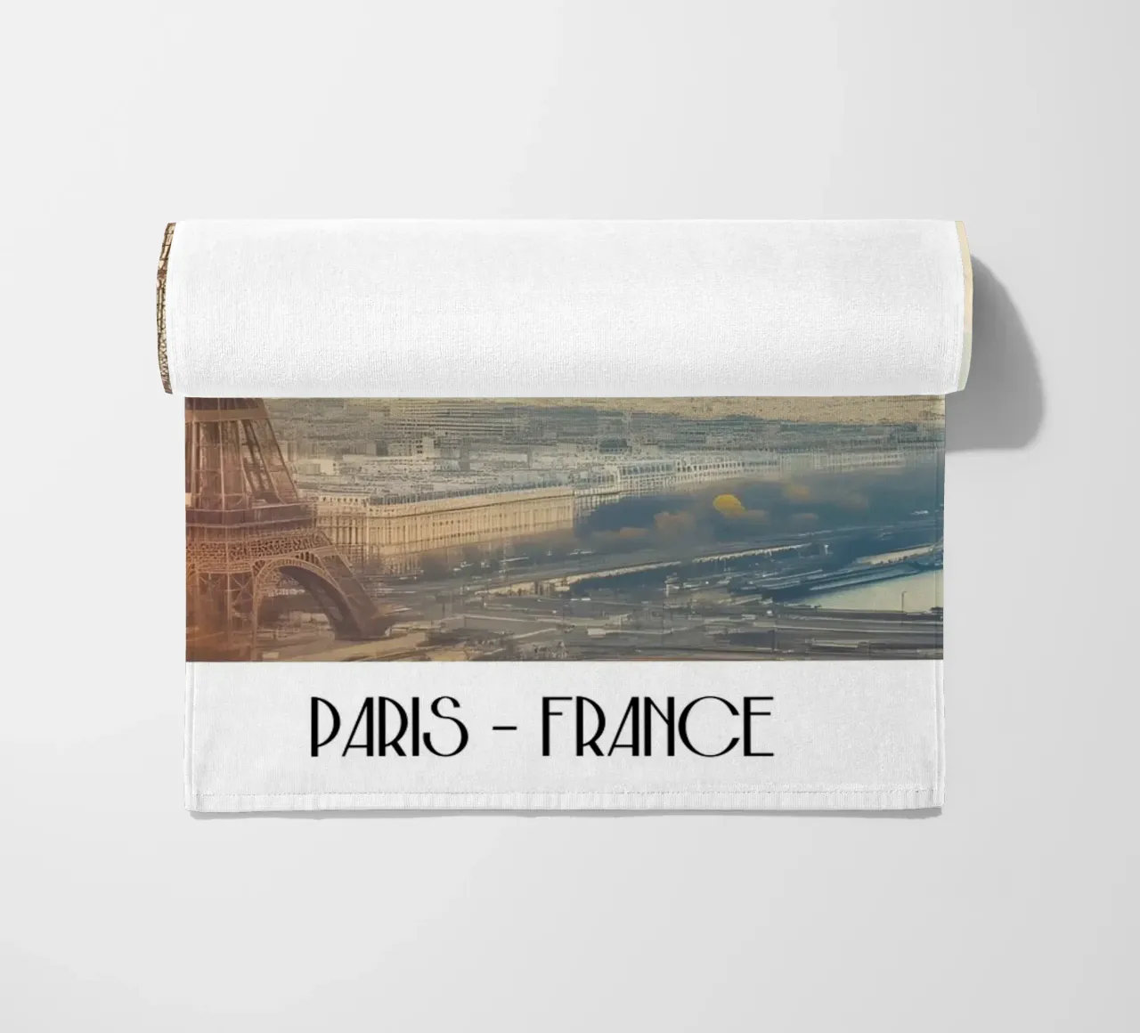 Torre Eiffel Parigi Vintage - Paesaggio iconico della città francese telo mare da ClubArt