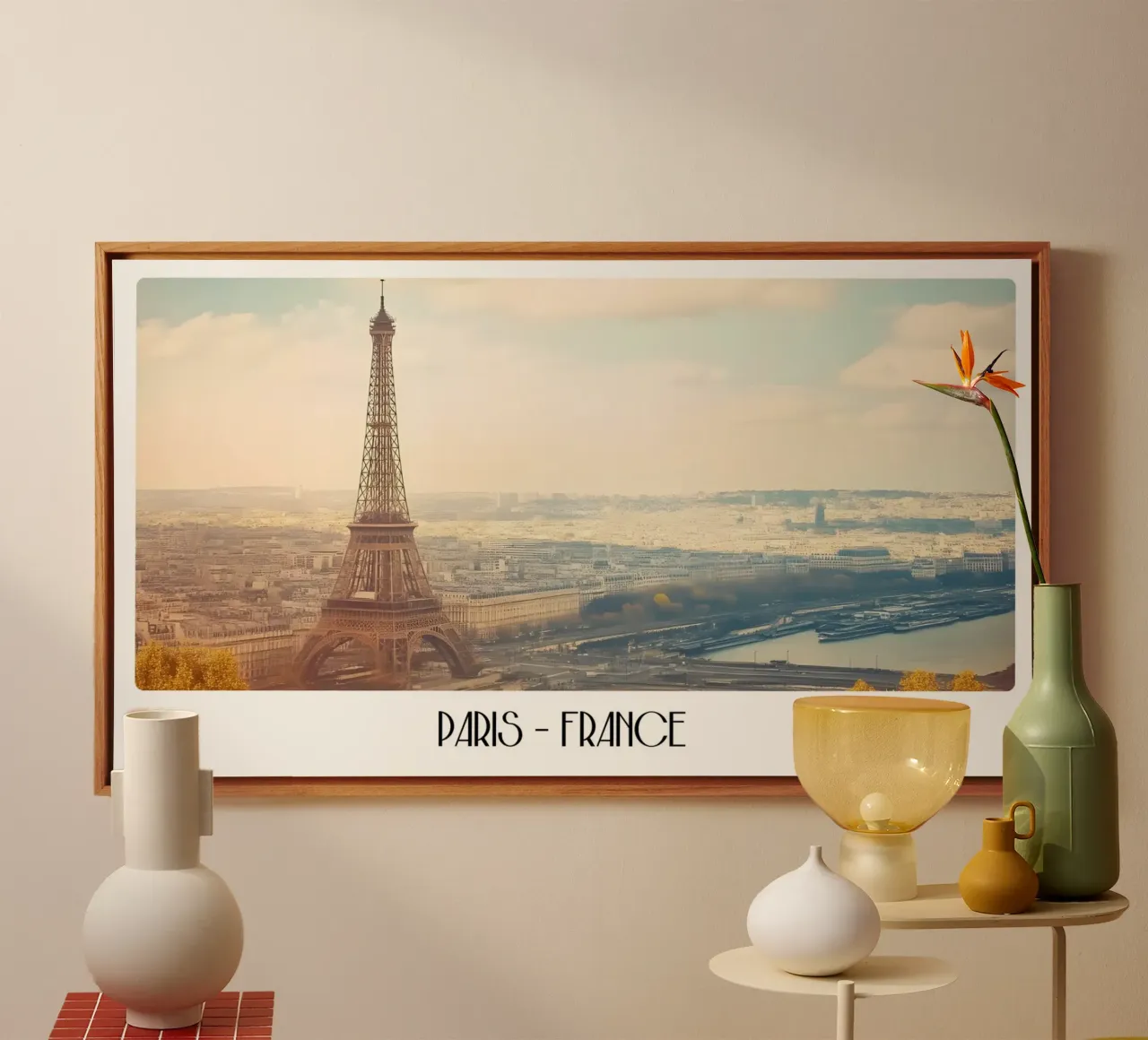 Torre Eiffel Parigi Vintage - Paesaggio iconico della città francese tela con Cornice a cassetta da ClubArt