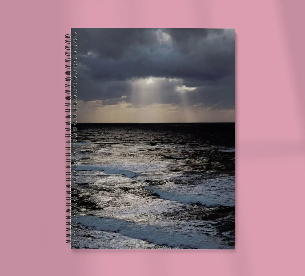 Sea Me II notitieboek met spiraal van Tal Paz-Fridman