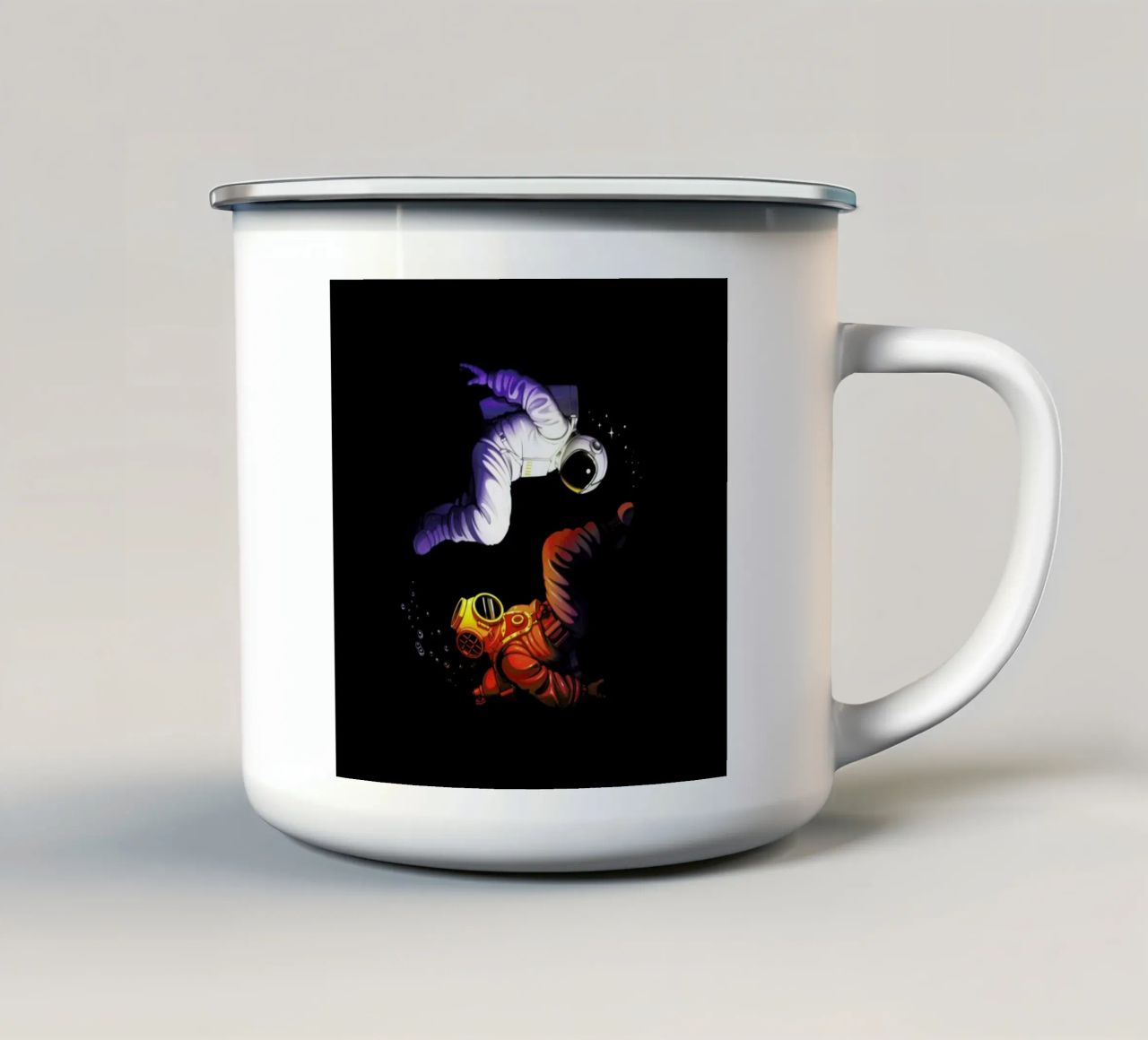 Yin Yang Astronaut Scuba tazza in smalto da Tobe Fonseca