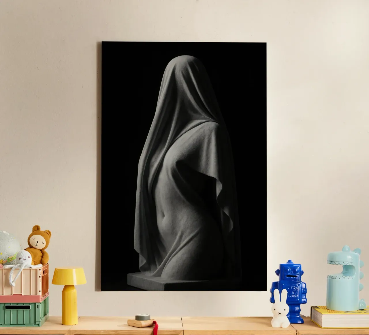 Sculptuur gedrapeerd in licht en schaduw canvas van Black & White