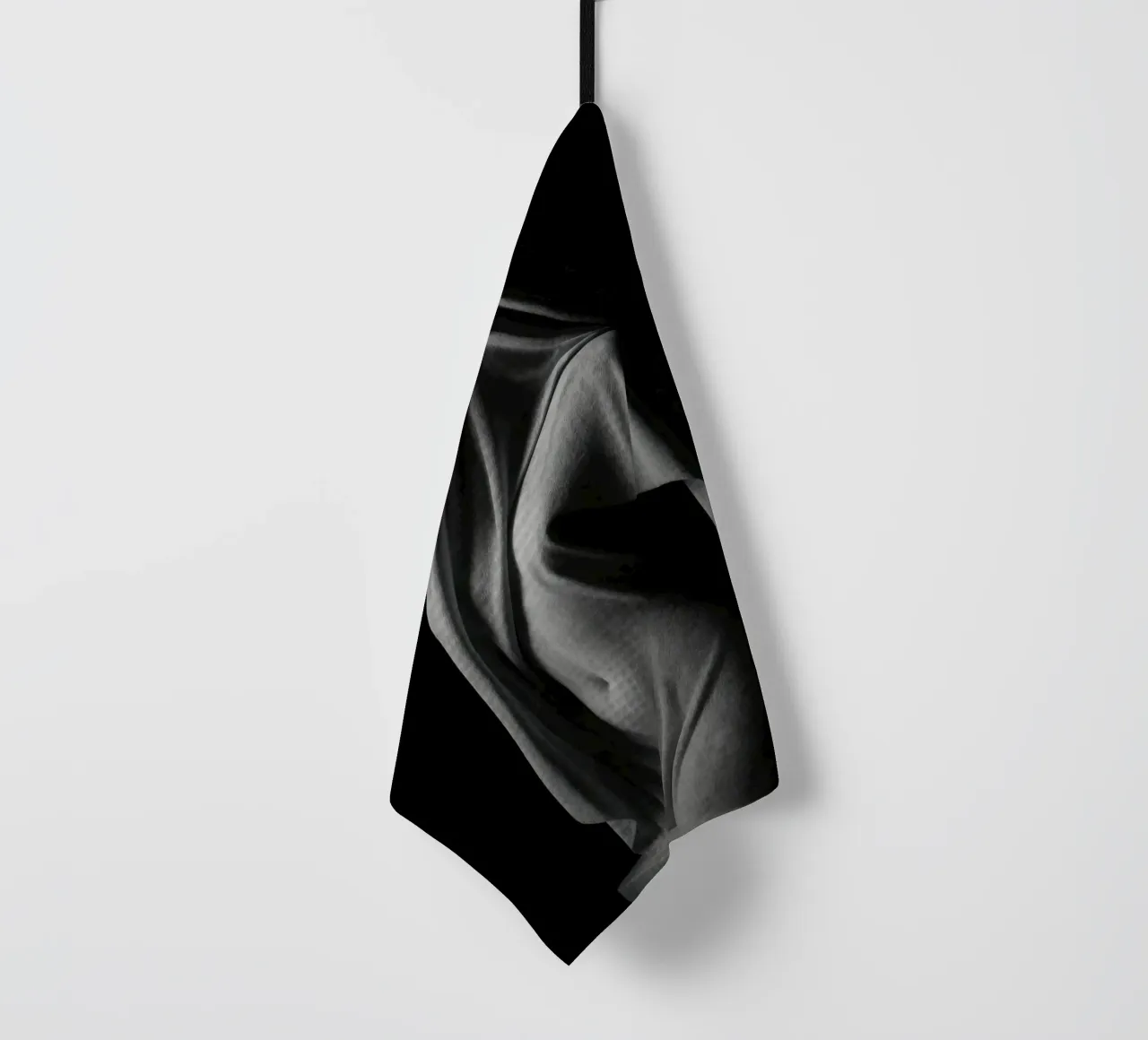 Scultura drappeggiata di luci e ombre canovaccio da cucina da Black & White