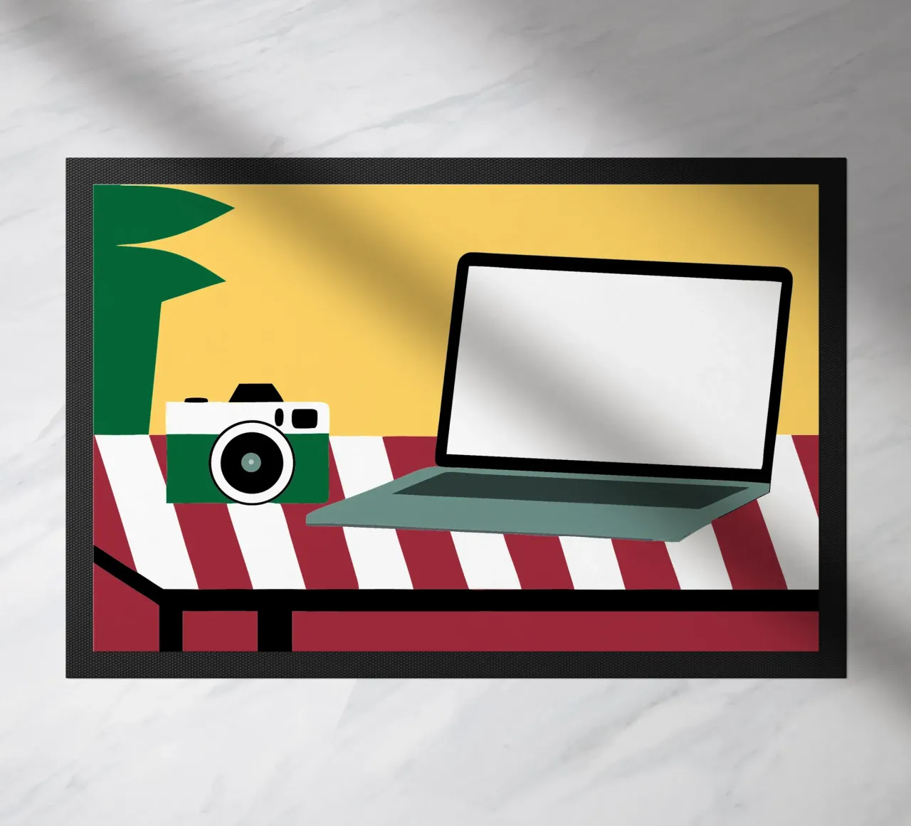 Fotocamera e computer portatile zerbino da LOOK DIFFERENT