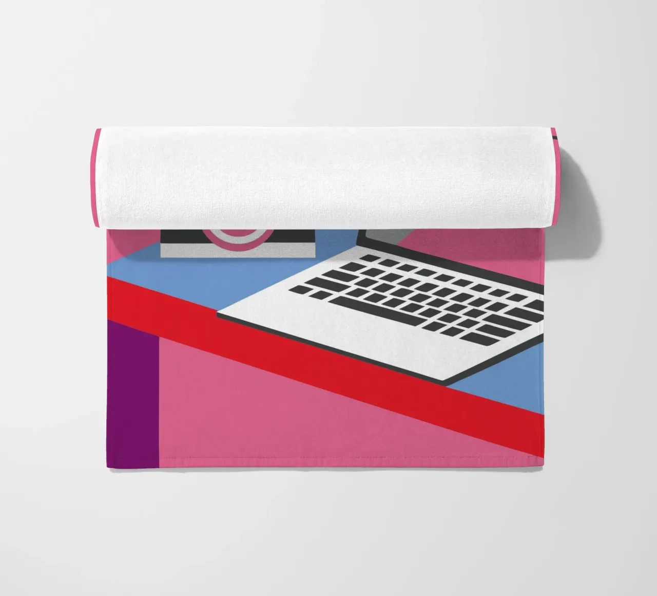 Fotocamera e computer portatile telo mare da LOOK DIFFERENT