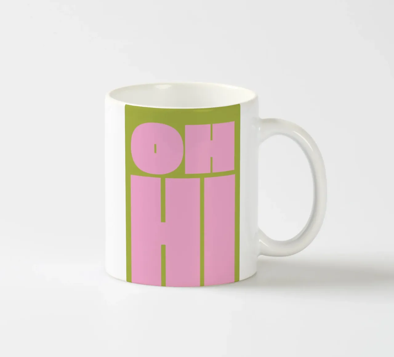 Saluto in grassetto con tipografia retrò in rosa e verde tazza in ceramica da pdigitalprints