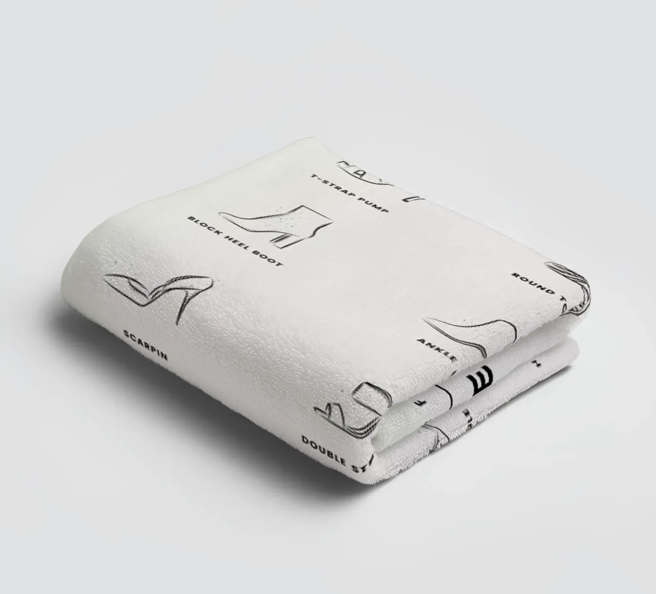 Heels Chart 2 asciugamano da bagno da daylight design studio