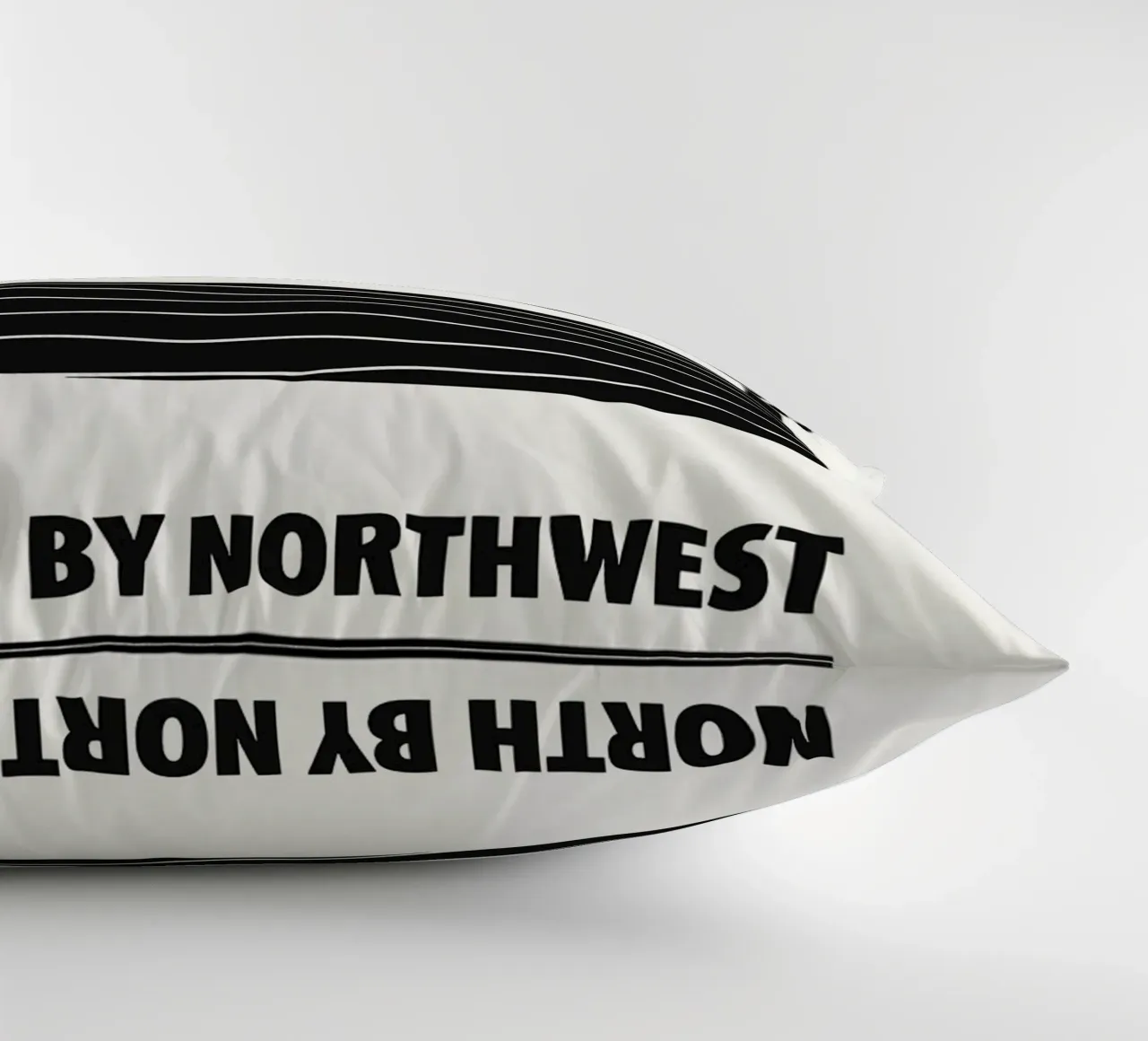 North By Northwest Print cuscino da MoviesArt
