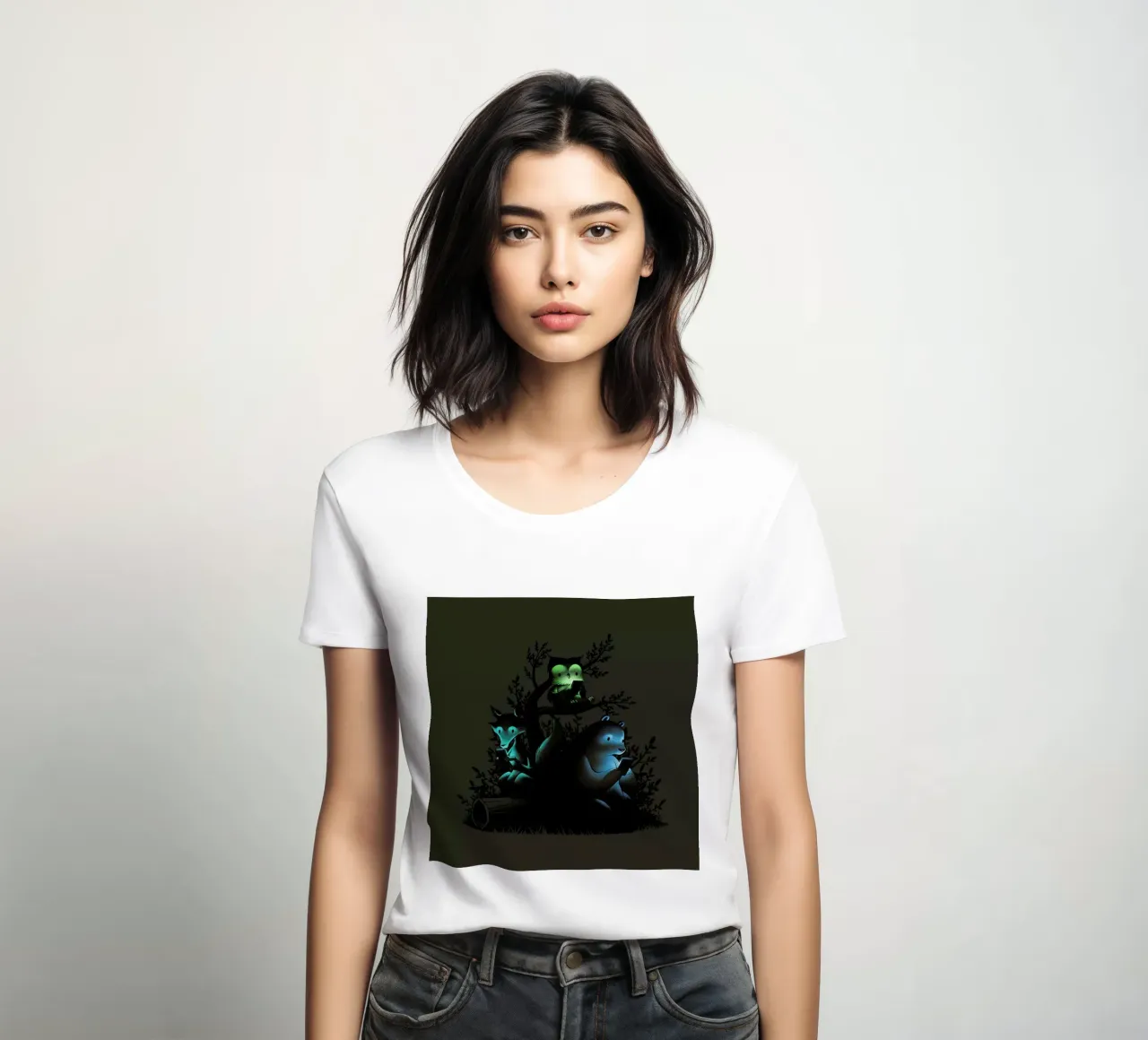 Connecting With The Forest Animals Using Phones t-shirt da donna da Tobe Fonseca