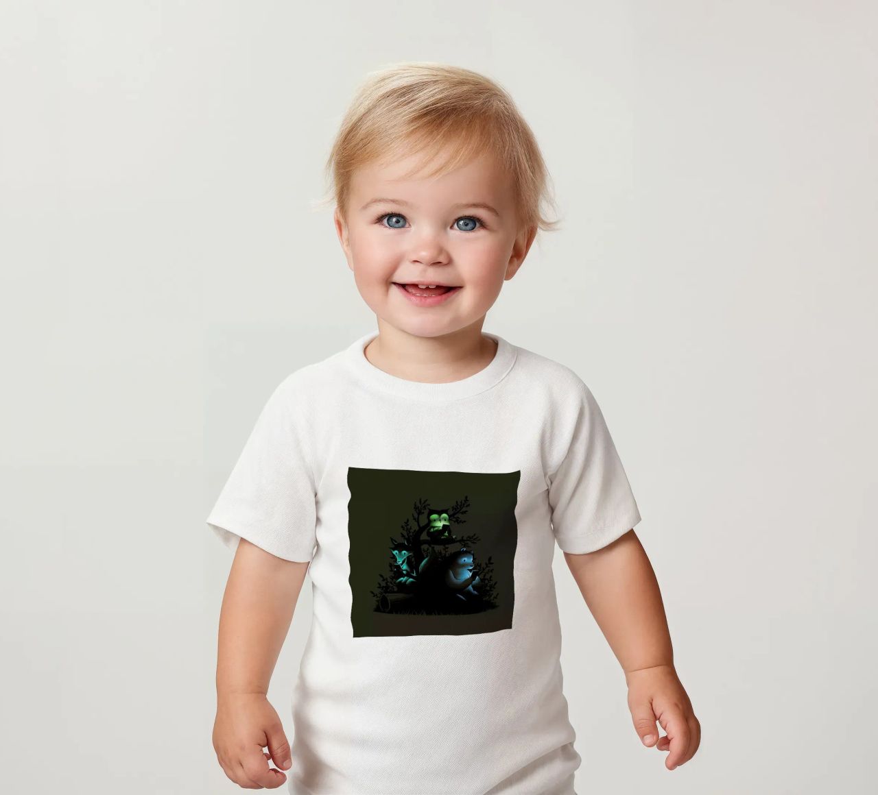 Connecting With The Forest Animals Using Phones maglietta neonato da Tobe Fonseca