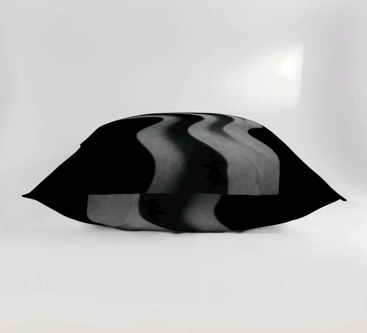 Vertikale Skulptur - Geometrische Vibrationen Kissen von Black & White