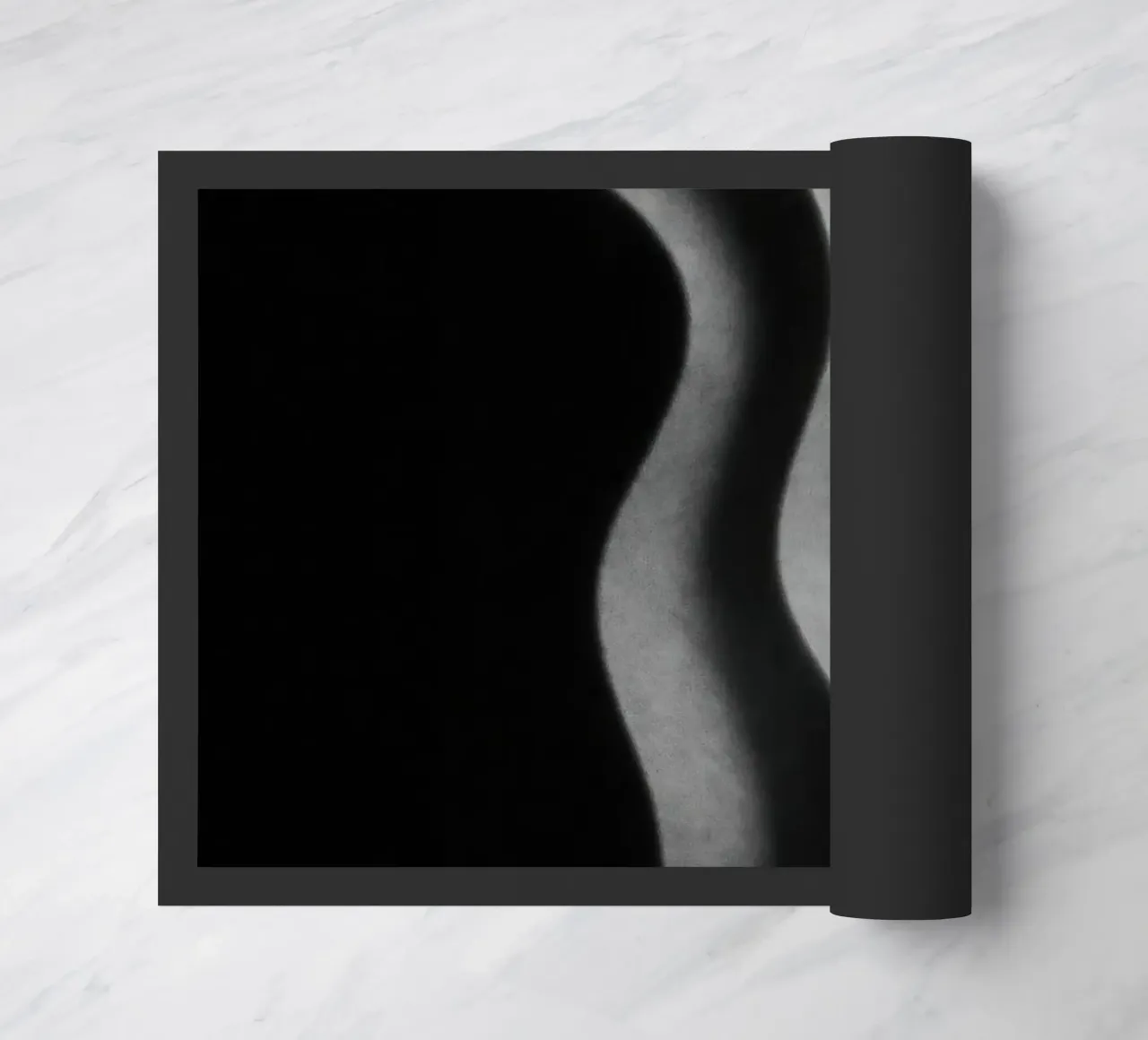 Scultura verticale - Vibrazioni geometriche zerbino da Black & White