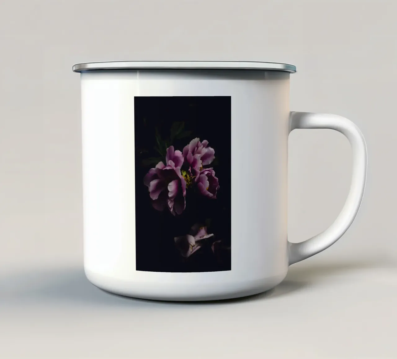 Peonia #1 tazza in smalto da Jule Shnc
