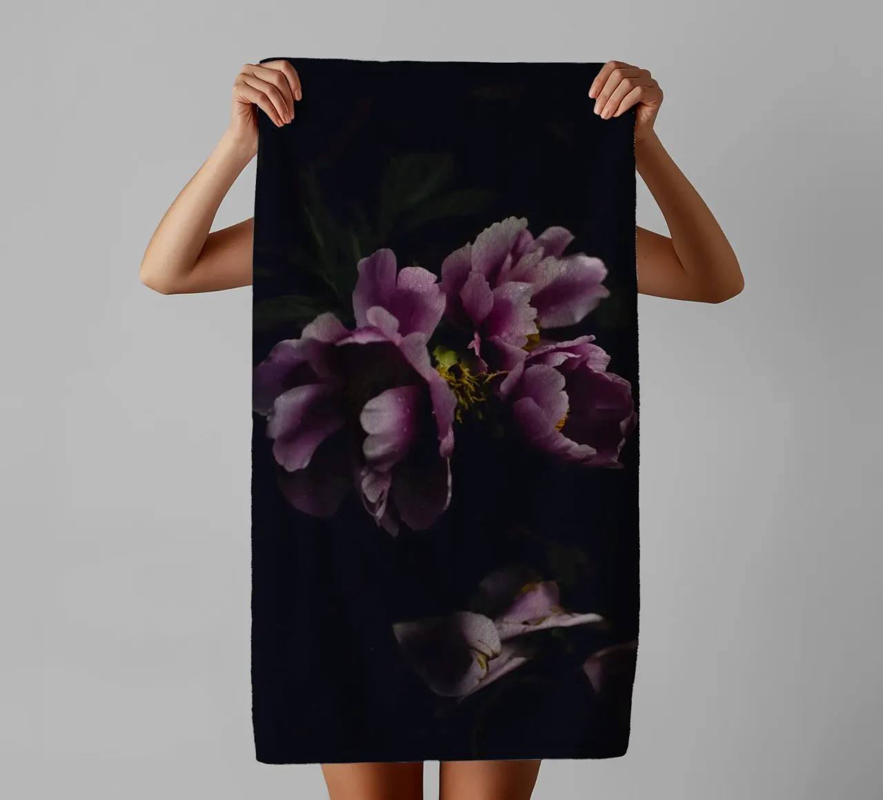 Peonia #1 asciugamano da bagno da Jule Shnc