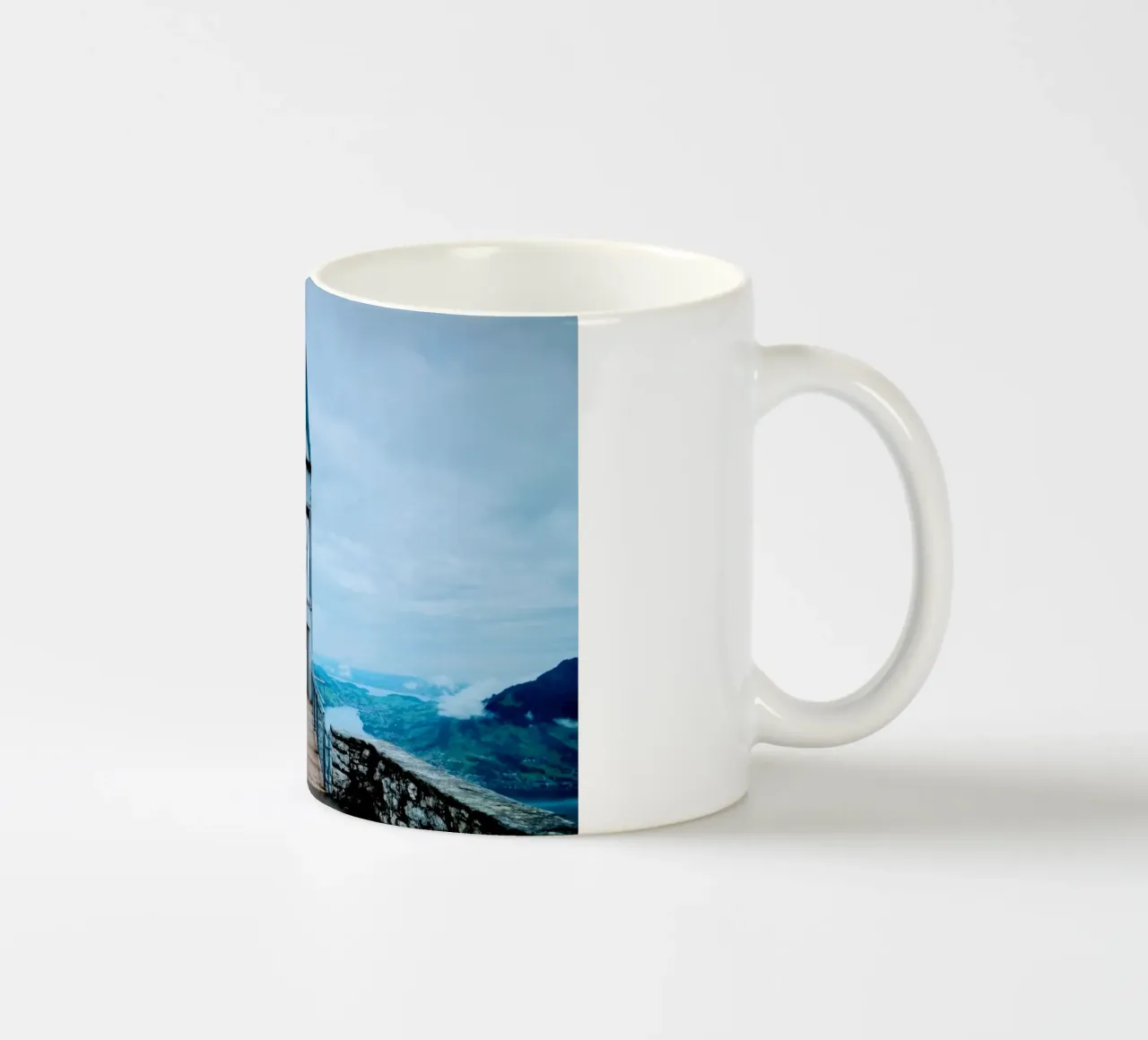 Ascend to Awe: Switzerland's Sky-High Secret tazza in ceramica da zenitt