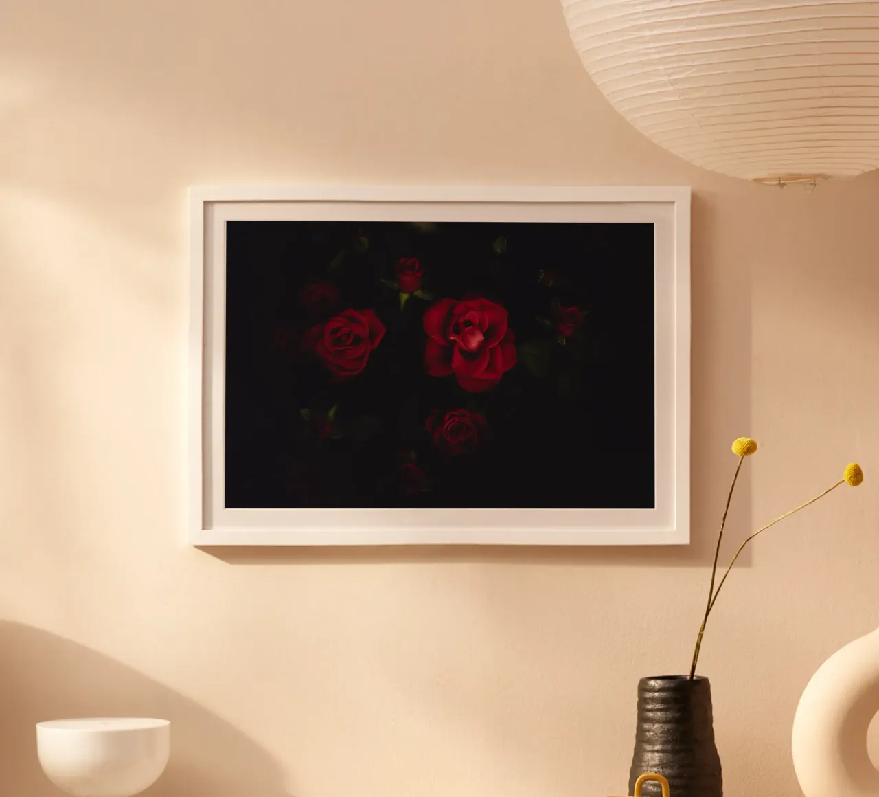 Roses #3 poster con telaio in plastica da Jule Shnc