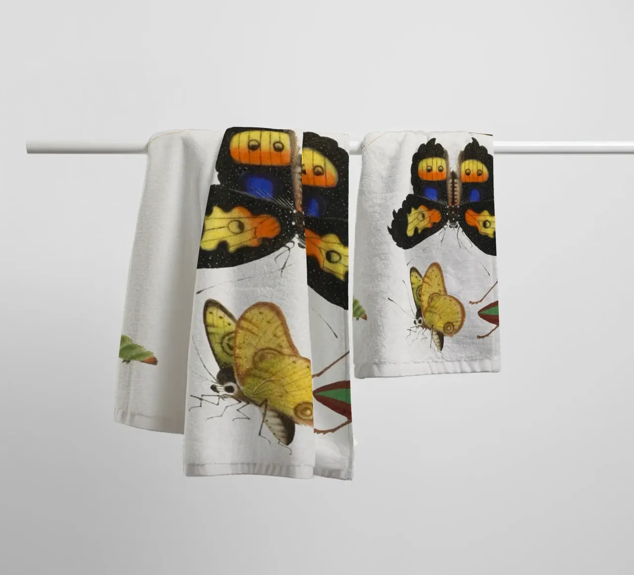 18e-eeuwse Chinese insectenstudie - vlinders en sprinkhanen badhanddoek van ClubArt