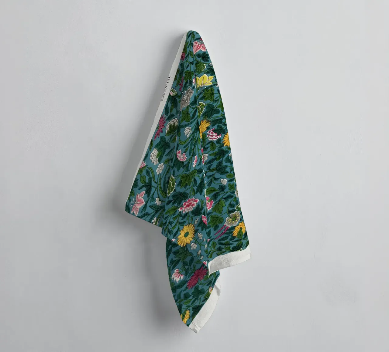 Vibrant Green Botanical Pattern - William Morris Style towel by ClubArt