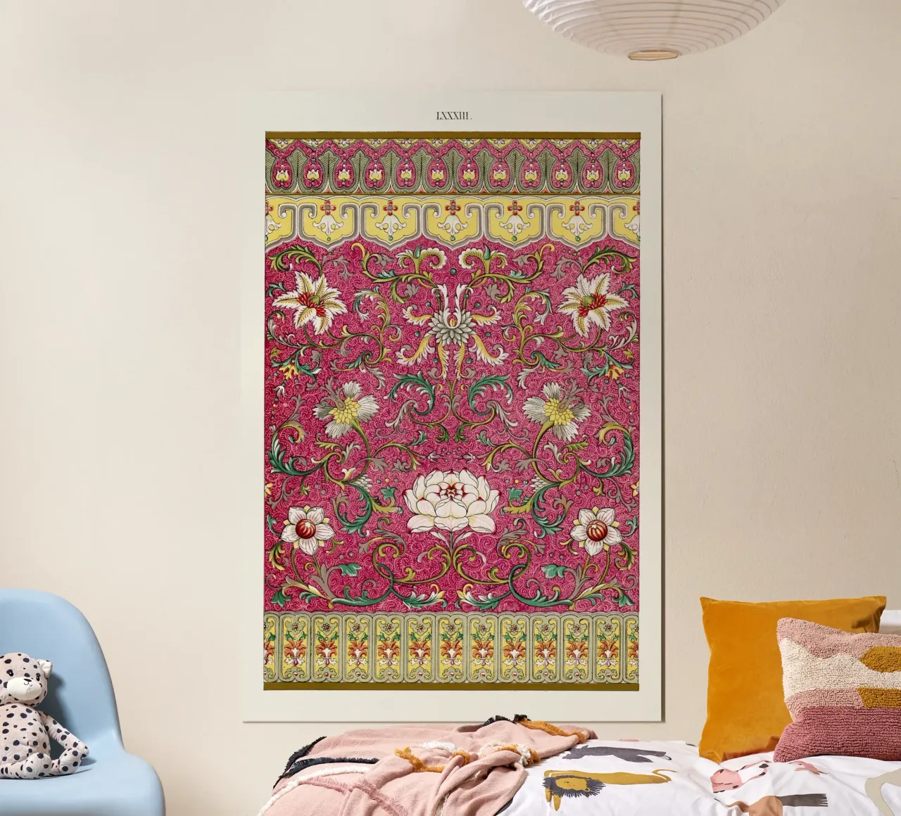 Lebendiges chinesisches Blumenmuster - Rosa & Gold Botanische Kunst Poster von ClubArt