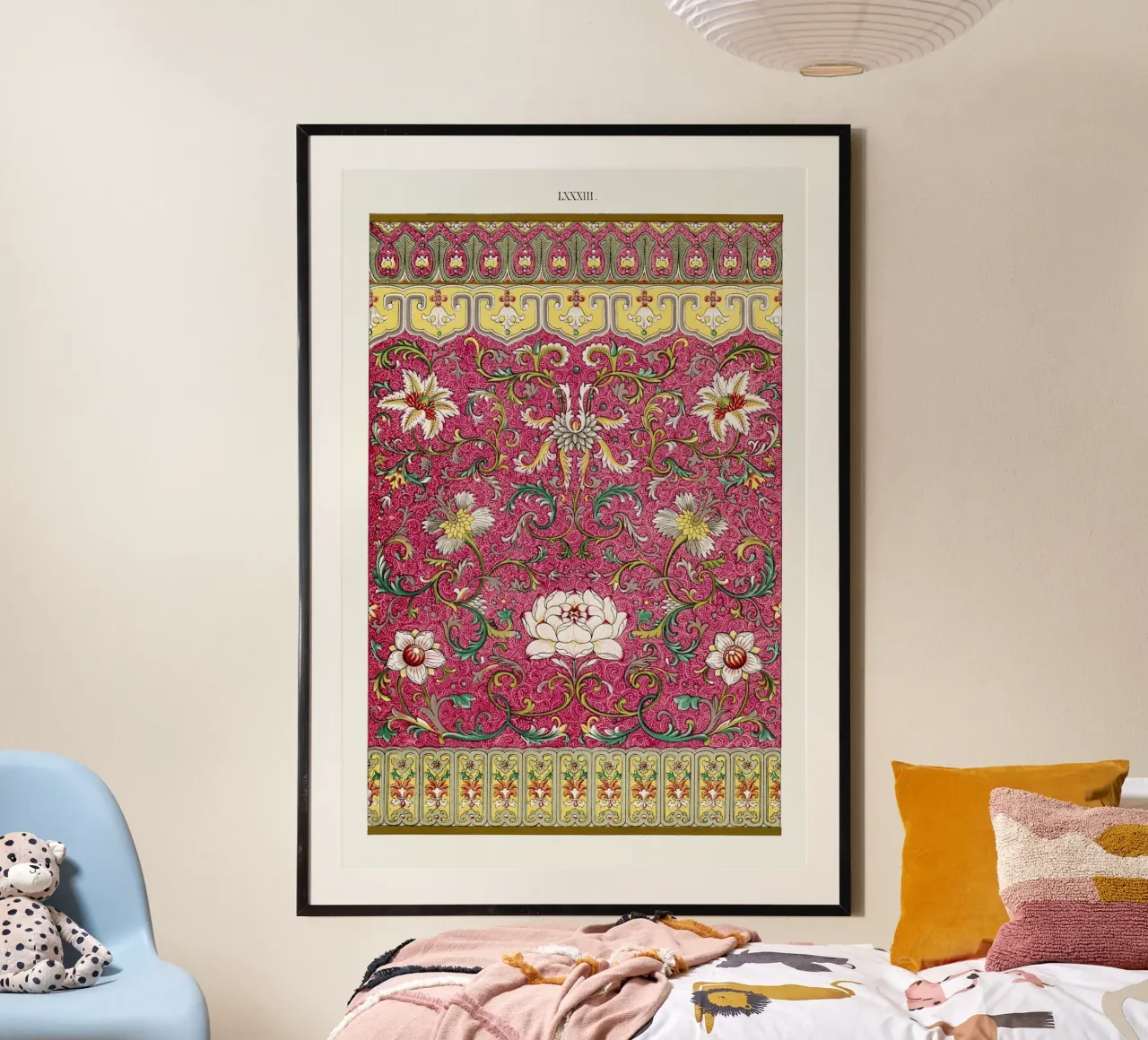 Lebendiges chinesisches Blumenmuster - Rosa & Gold Botanische Kunst Poster von ClubArt