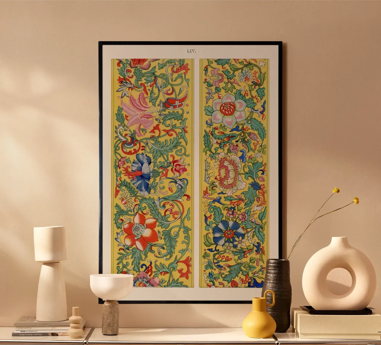 Owen Jones - Gravure sur rouleau chinois jaune vif poster avec cadre en plastique de ClubArt