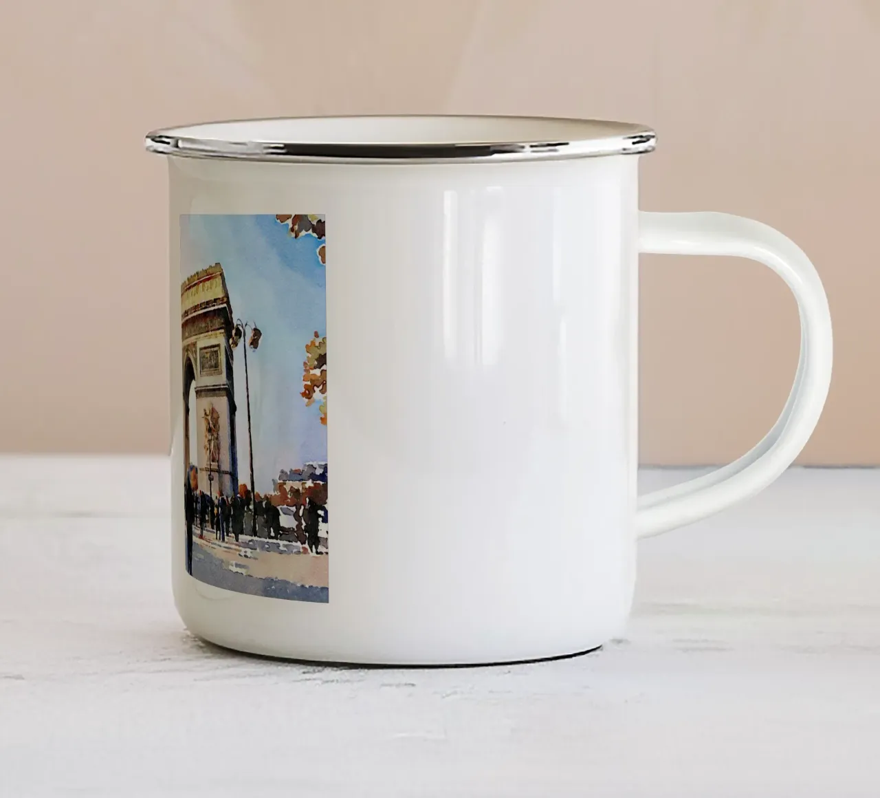 L'arco tazza in smalto da Massimo Frascogna