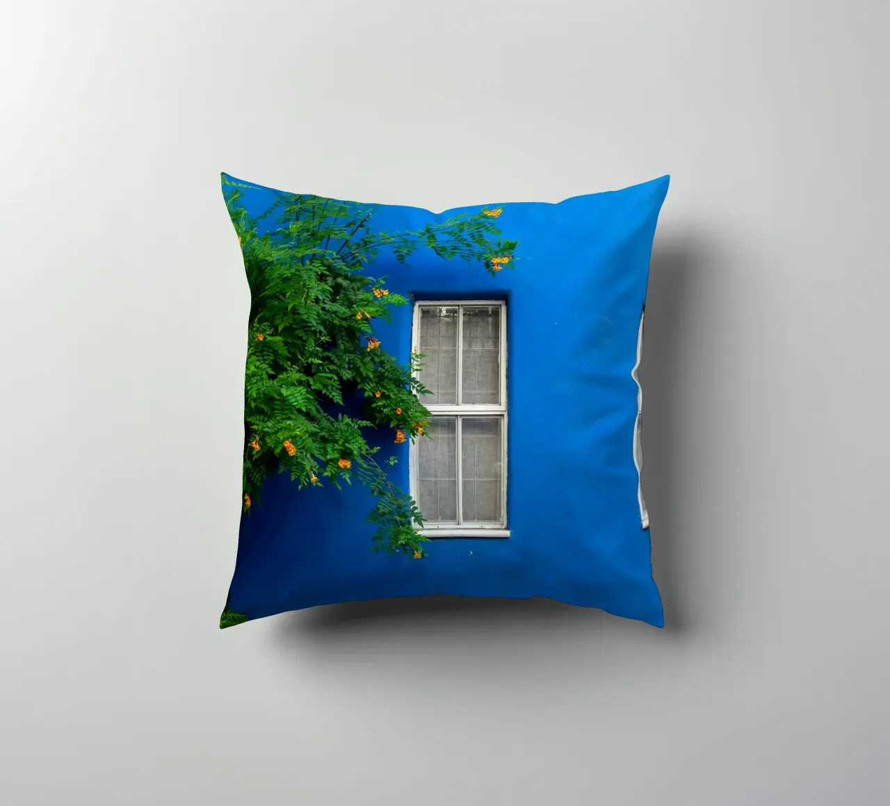 simple decorate decorative cushion by Bleu
