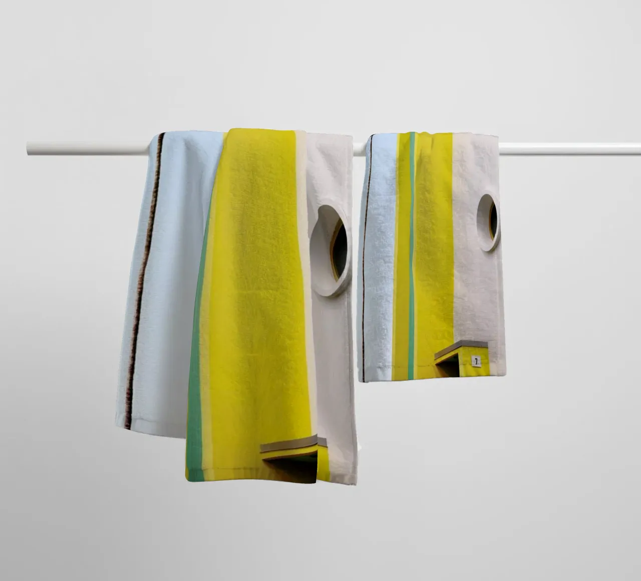 Number 7 asciugamano da bagno da Rupert Höller