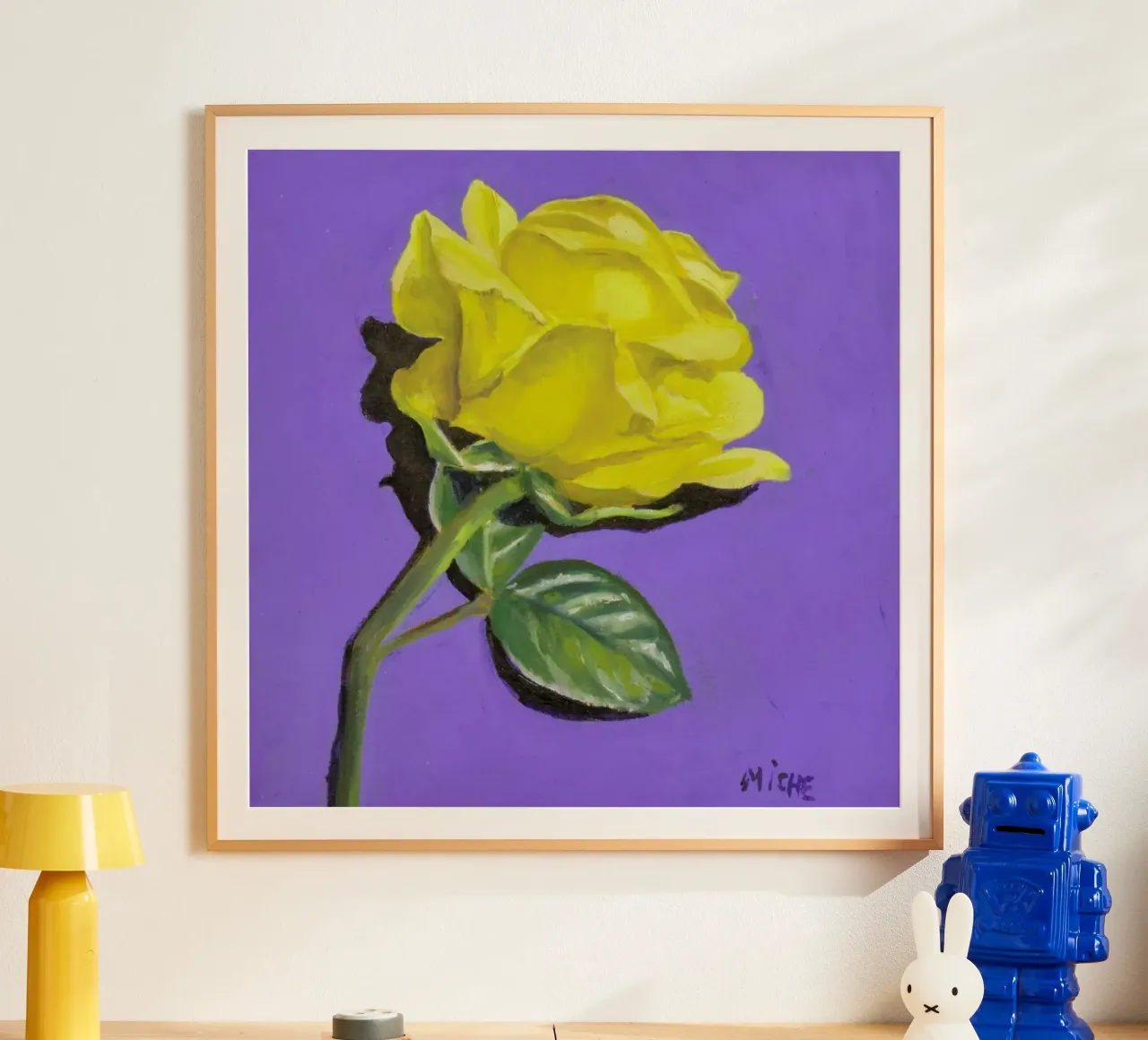Yellow Rose poster con telaio in legno da Miche Watkins