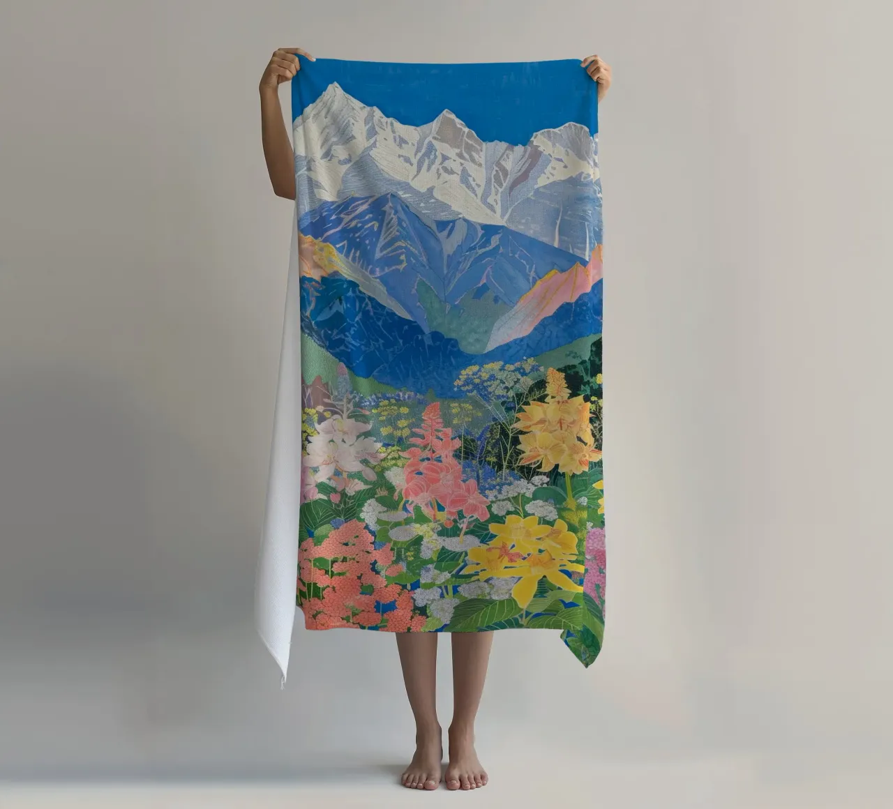Boho Mountain Poster, bunter Naturdruck Strandtuch von Boheme