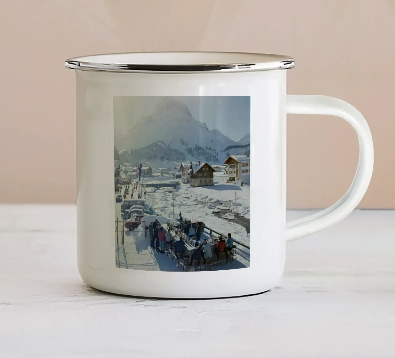 Lech Ice Bar Slim Aarons tazza in smalto da Chrisvintage