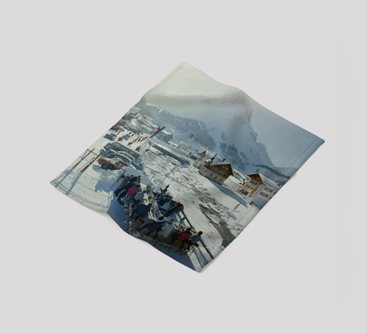 Lech Ice Bar Slim Aarons coperta in pile da Chrisvintage