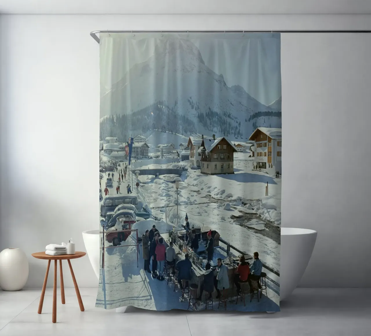 Lech Ice Bar Slim Aarons tenda da doccia da Chrisvintage