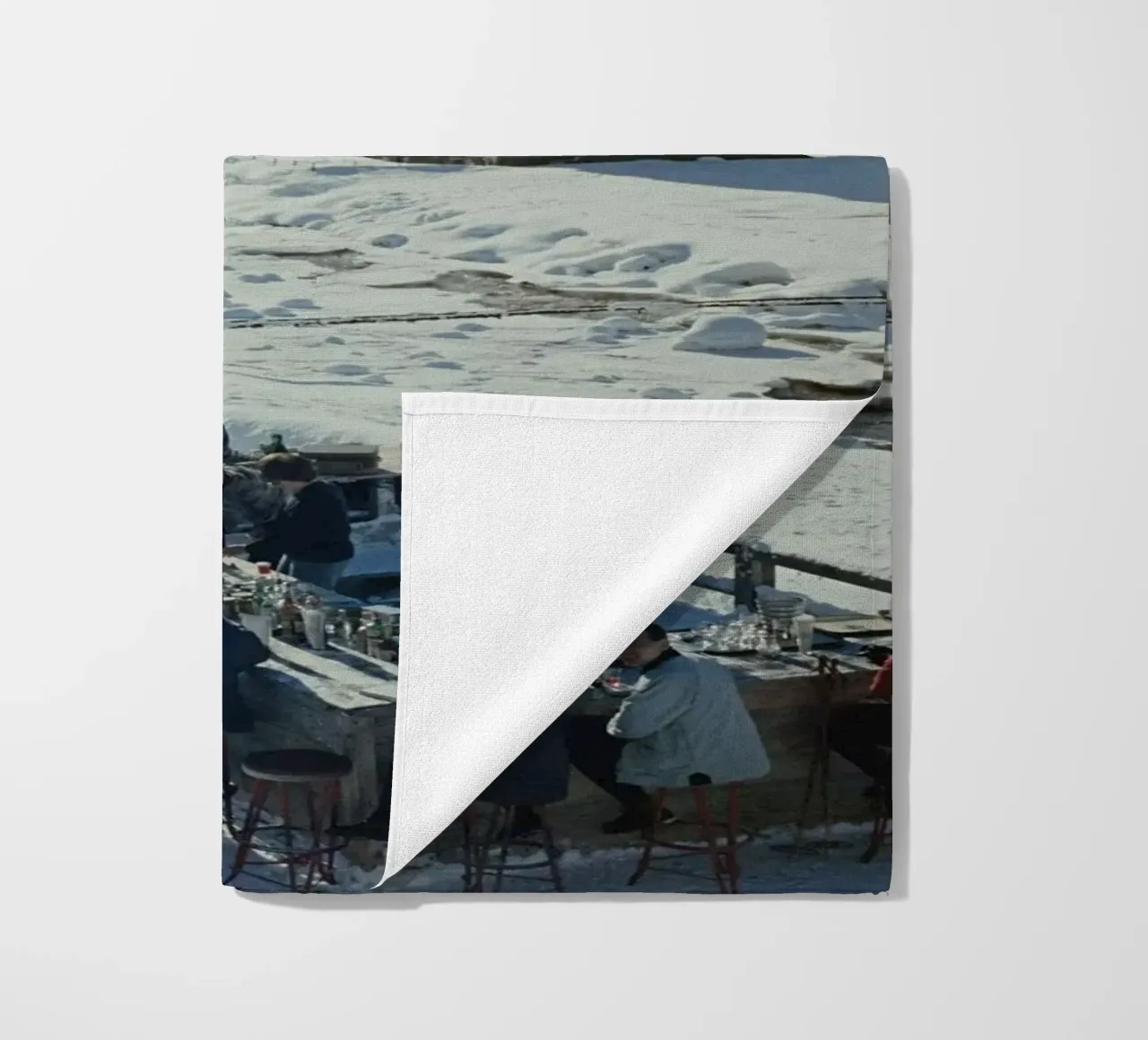 Lech Ice Bar Slim Aarons telo mare da Chrisvintage