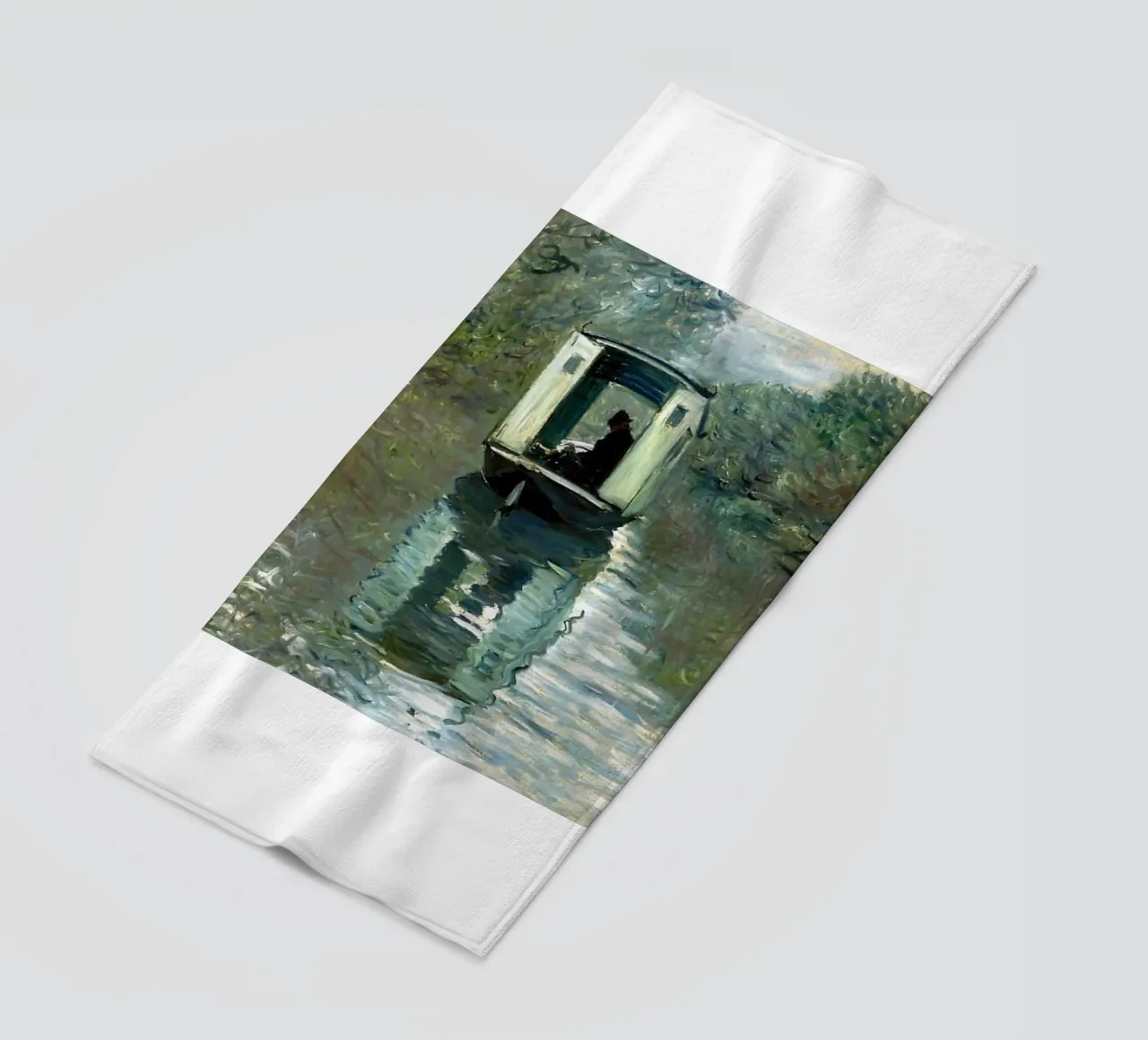 man besteigt ein boot in der heiterkeit von claude monet Strandtuch von belong shop