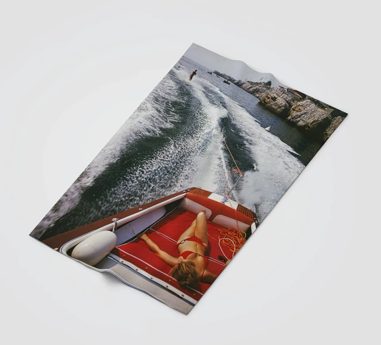 Vrouw slaapt op de boot - Slim Aarons fleecedeken van Chrisvintage
