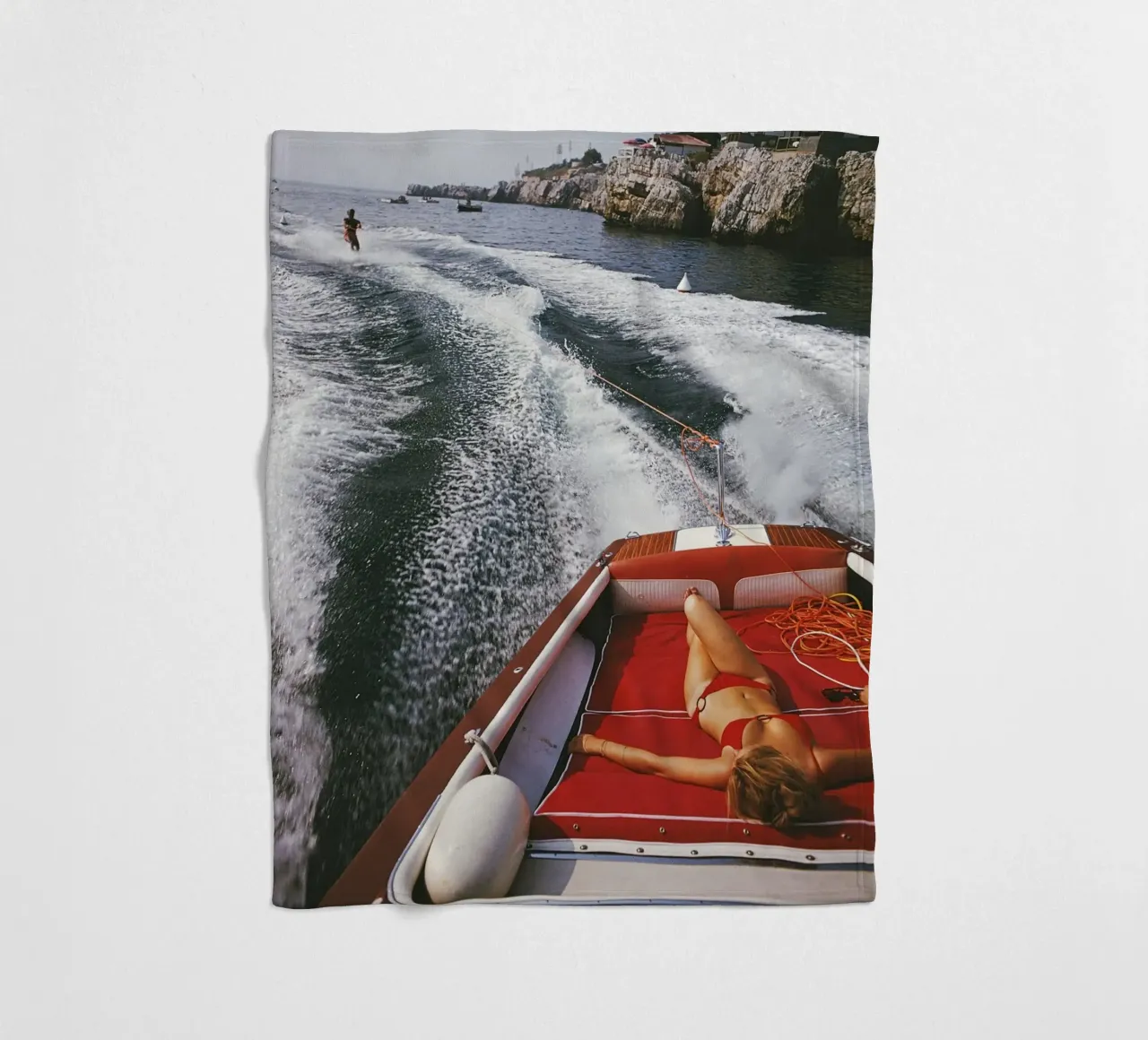 Vrouw slaapt op de boot - Slim Aarons fleecedeken van Chrisvintage
