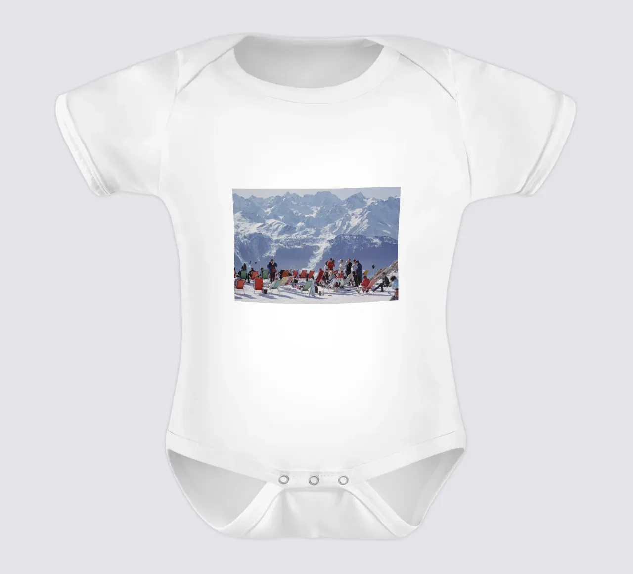 Oziare a Verbier - Slim Aarons body neonato maniche corte da Chrisvintage