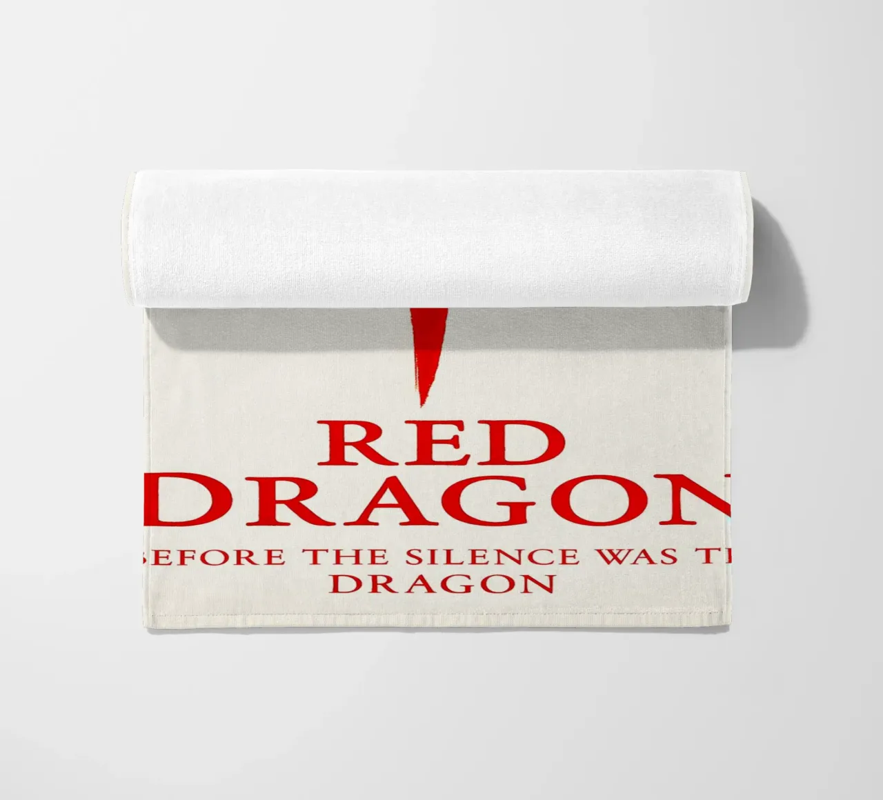 Red Dragon Print telo mare da MoviesArt