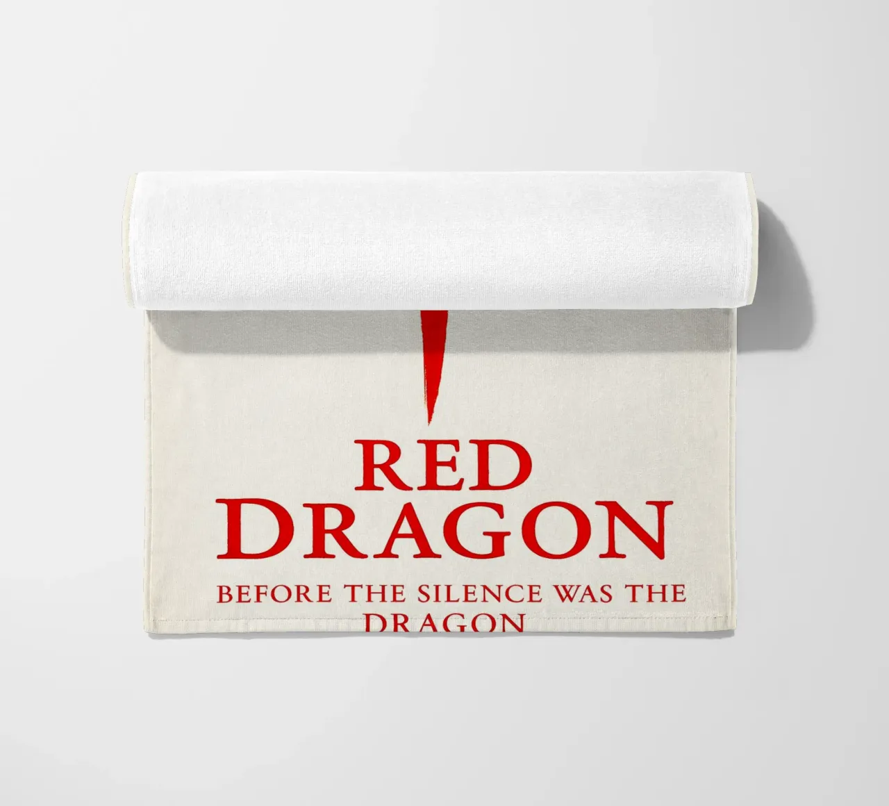 Red Dragon Print telo mare da MoviesArt