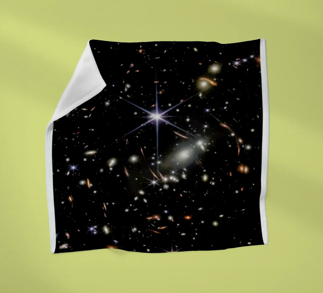 Deep Field Galaxies coperta in pile da Studio One