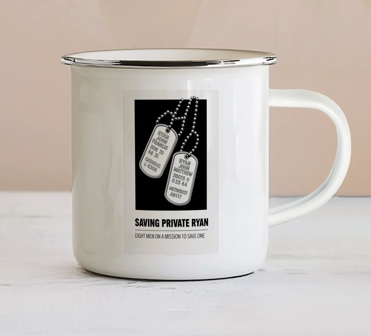 Saving Private Ryan Print Emaille Tasse von MoviesArt