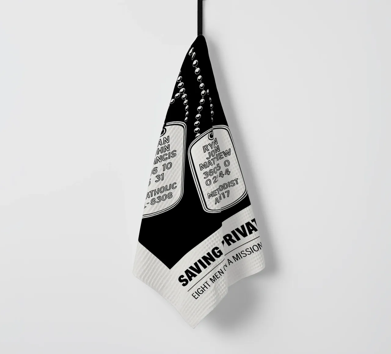 Saving Private Ryan Print Geschirrtuch von MoviesArt