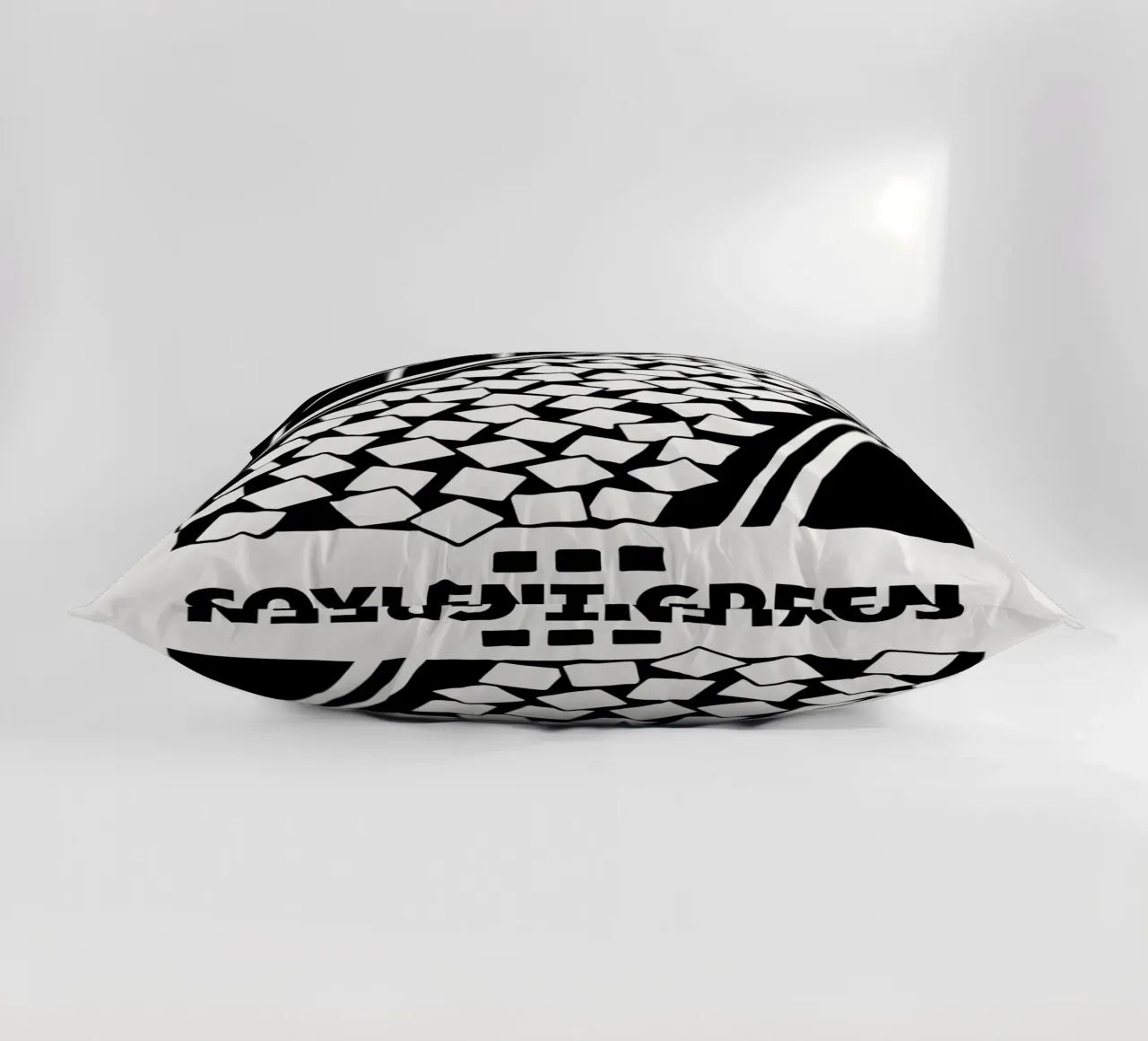 Soylent Green Print cuscino da MoviesArt